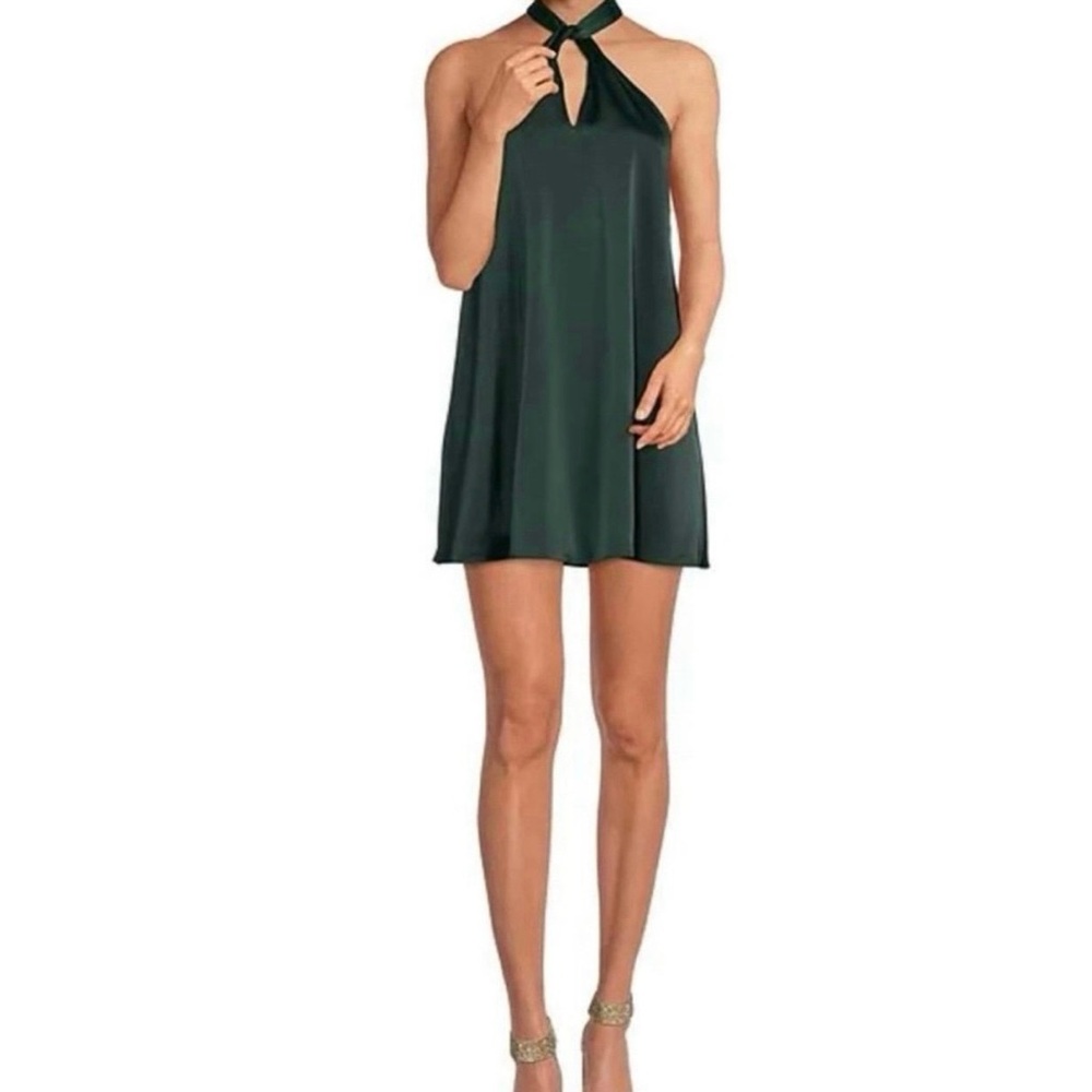 Women’s Taytum Satin Green Gianni Bini Sleeveless Halter Neck Shift Dress